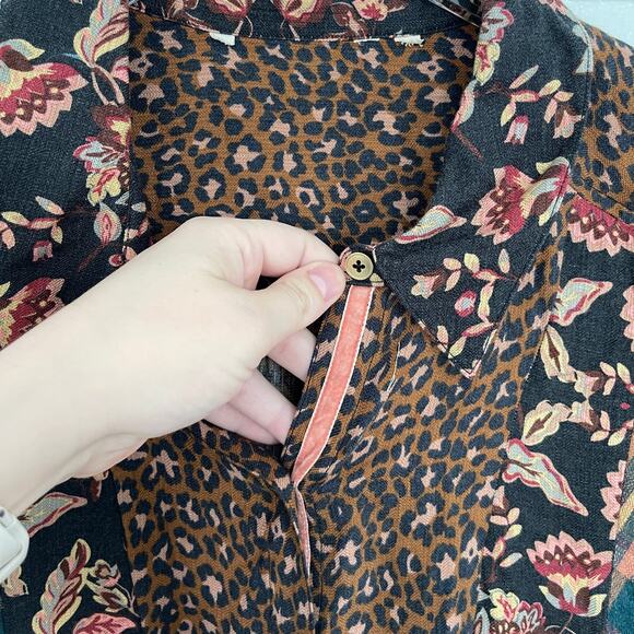 Soft Surroundings Icons Mixed Print Button Up Tunic - Picture 4 of 7